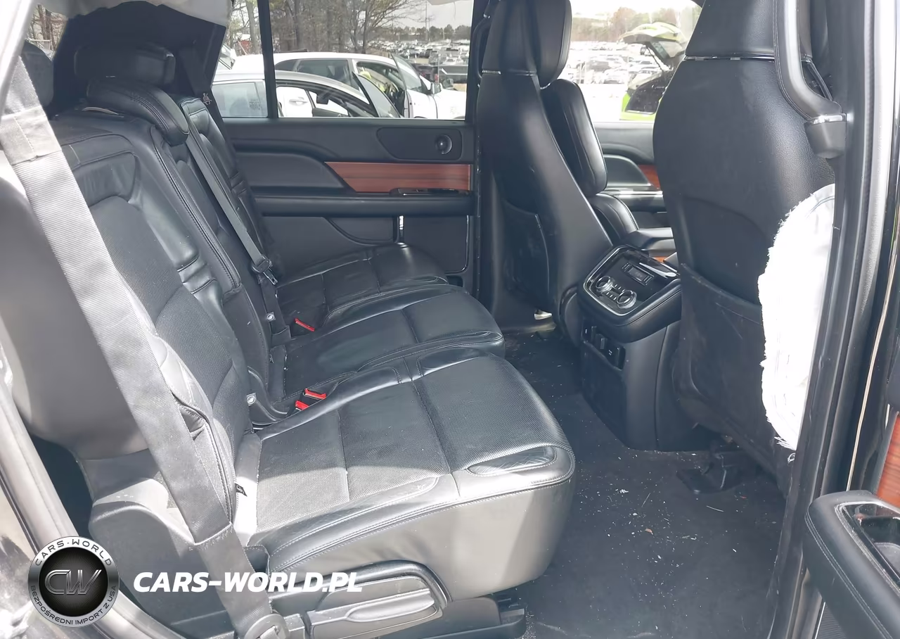 2019 Lincoln Navigator Reserve VIN:5LMJJ2LT2KEL00916 - 8