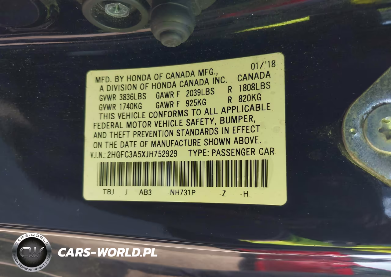 2018 Honda Civic Si VIN:2HGFC3A5XJH752929 - 9