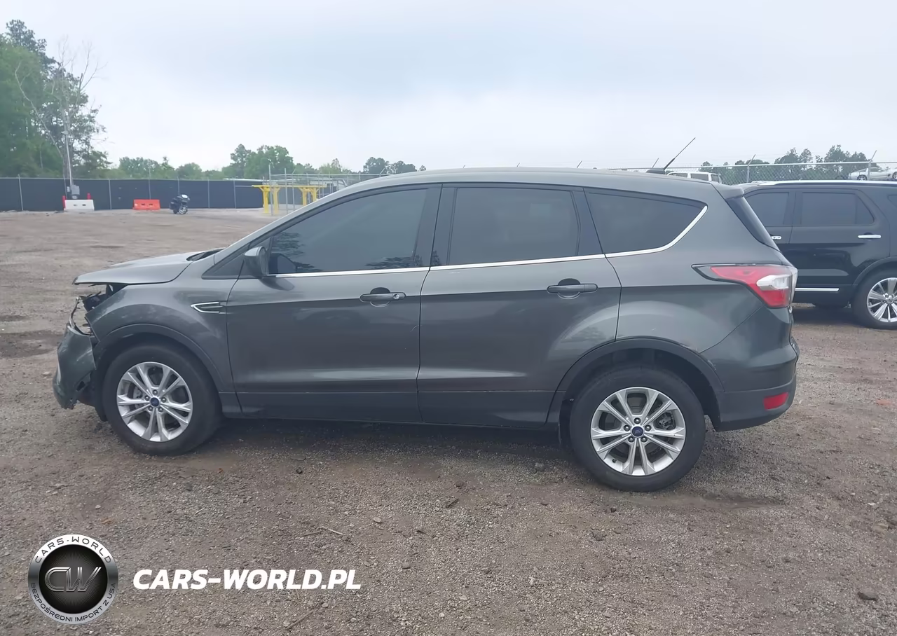 2017 Ford Escape Se VIN:1FMCU0GD2HUA29395 - 15