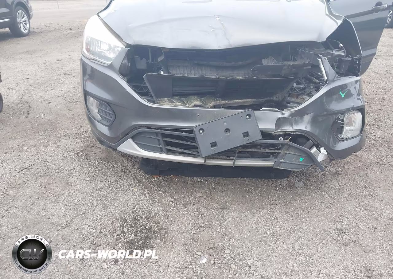 2017 Ford Escape Se VIN:1FMCU0GD2HUA29395 - 6