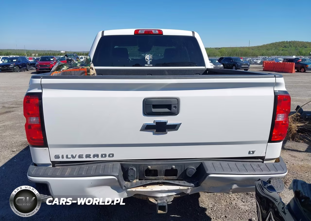 2018 Chevrolet Silverado 1500 2Lt VIN:3GCUKREC8JG155802 - 17
