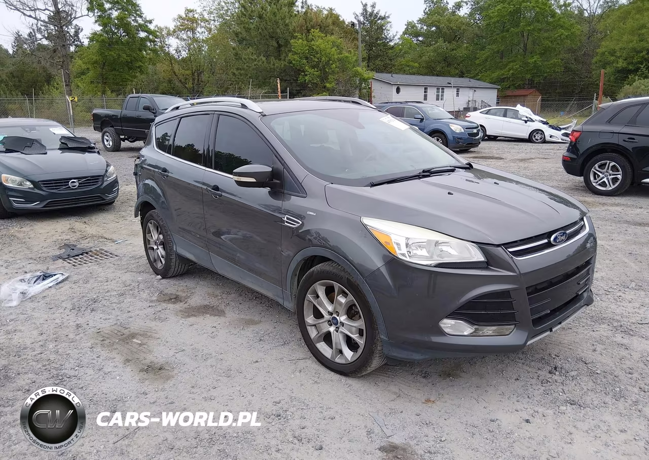 2015 Ford Escape Titanium – zdjęcie 1 z 17