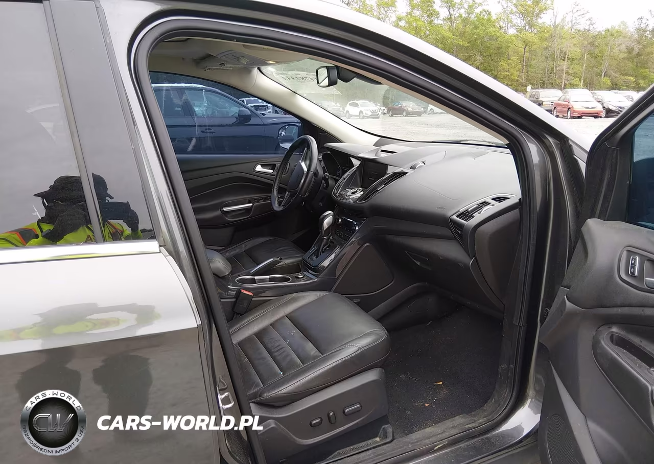 2015 Ford Escape Titanium VIN:1FMCU0J97FUC10770 - 5