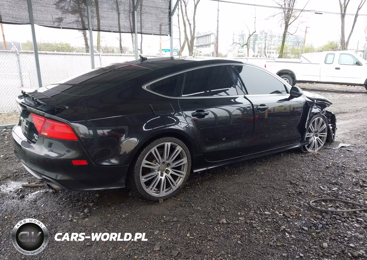 2012 Audi A7 Premium VIN:WAUSGAFC4CN015035 - 4