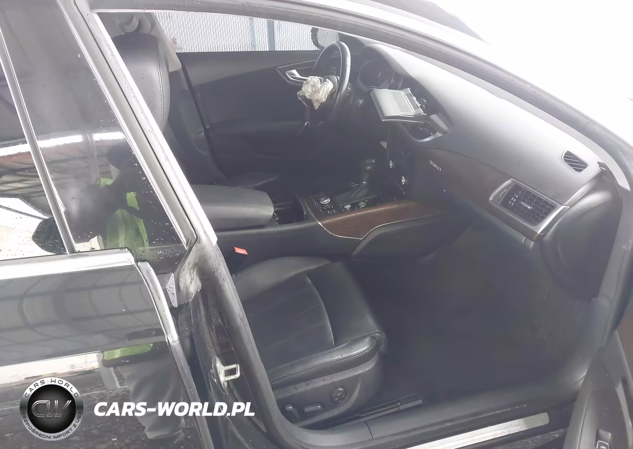 2012 Audi A7 Premium VIN:WAUSGAFC4CN015035 - 5