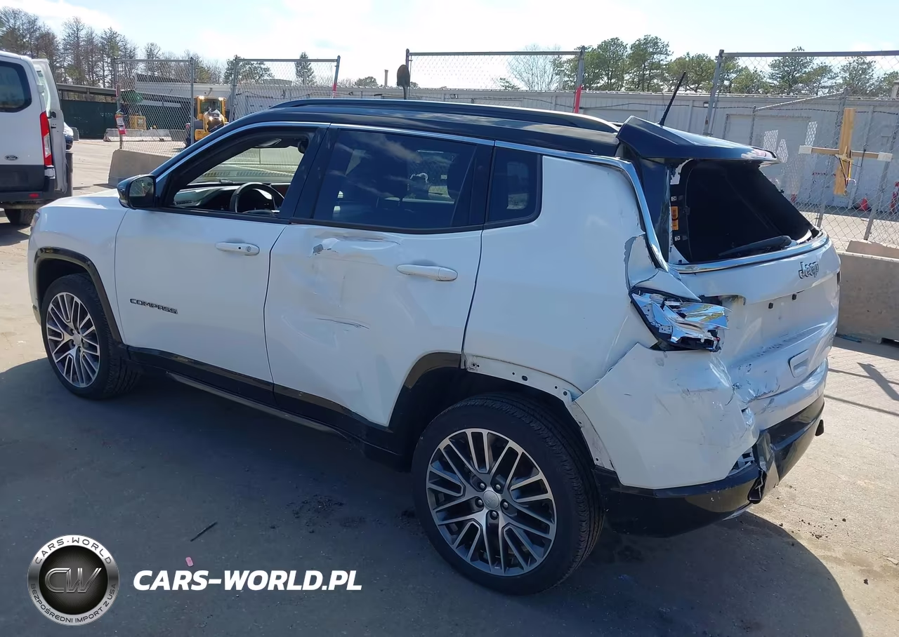 2023 Jeep Compass Limited 4X4 VIN:3C4NJDCN0PT512629 - 3