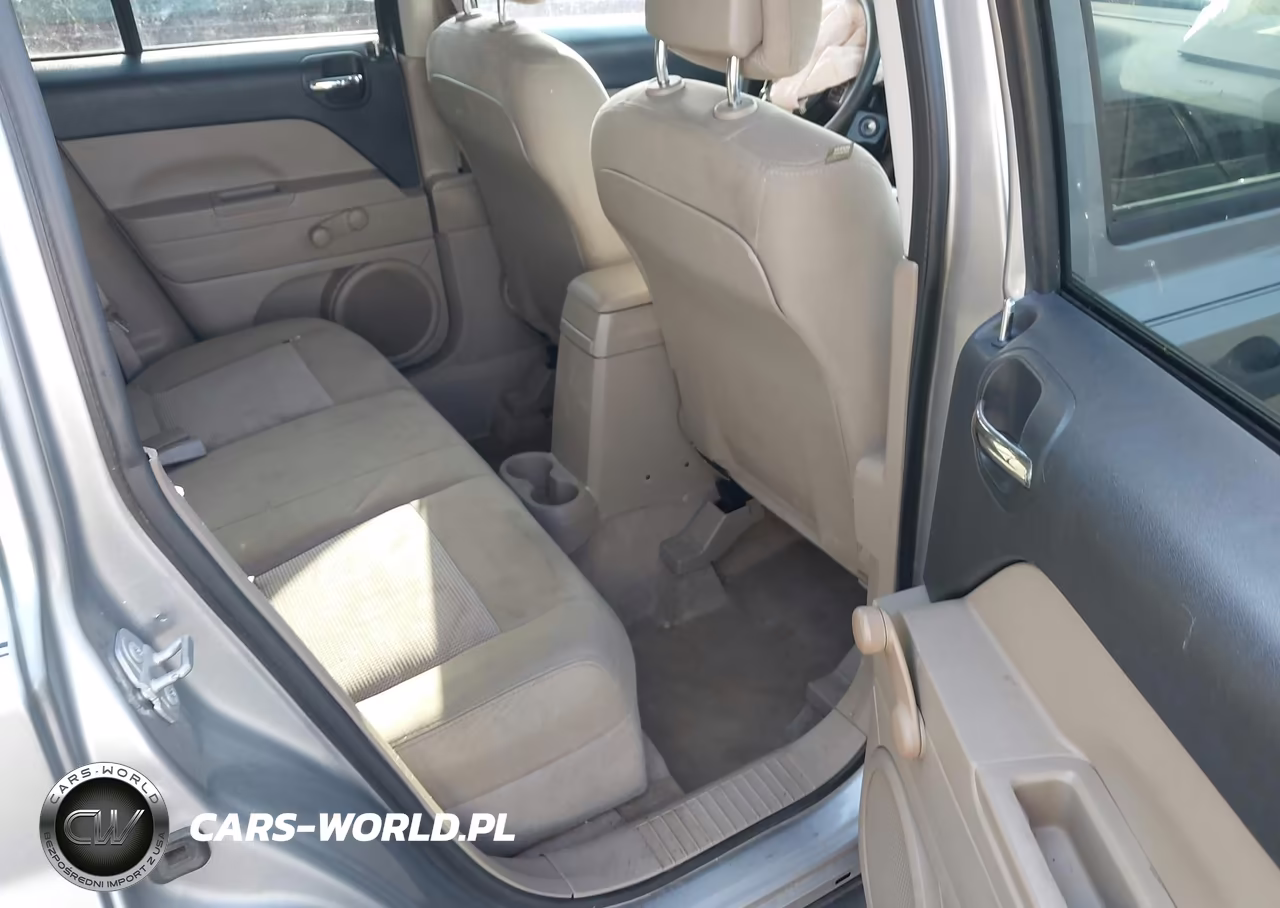 2016 Jeep Patriot Sport VIN:1C4NJPBAXGD700841 - 8
