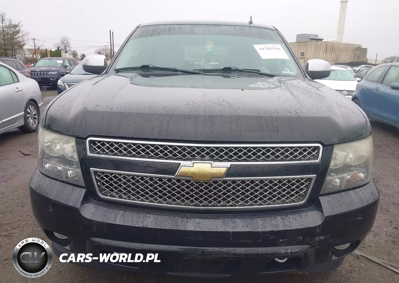2011 Chevrolet Tahoe Ltz VIN:1GNSKCE0XBR194782 - 12