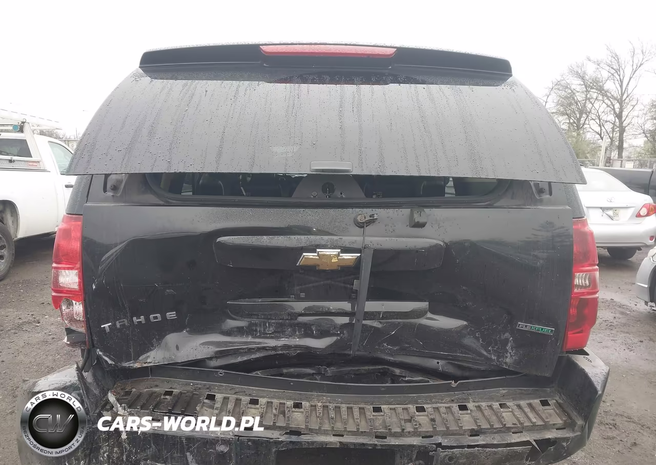 2011 Chevrolet Tahoe Ltz VIN:1GNSKCE0XBR194782 - 16