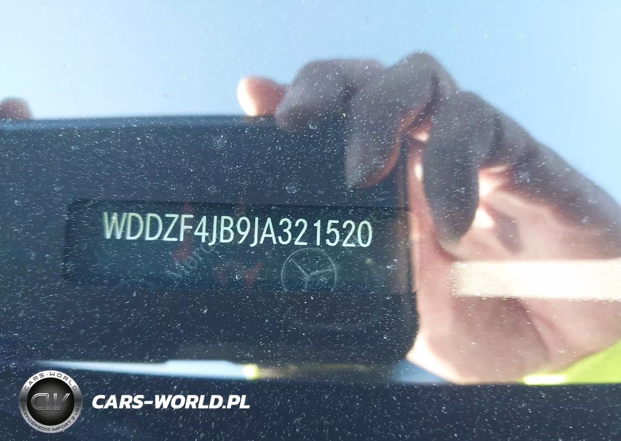2018 Mercedes-Benz E 300 VIN:WDDZF4JB9JA321520 - 17