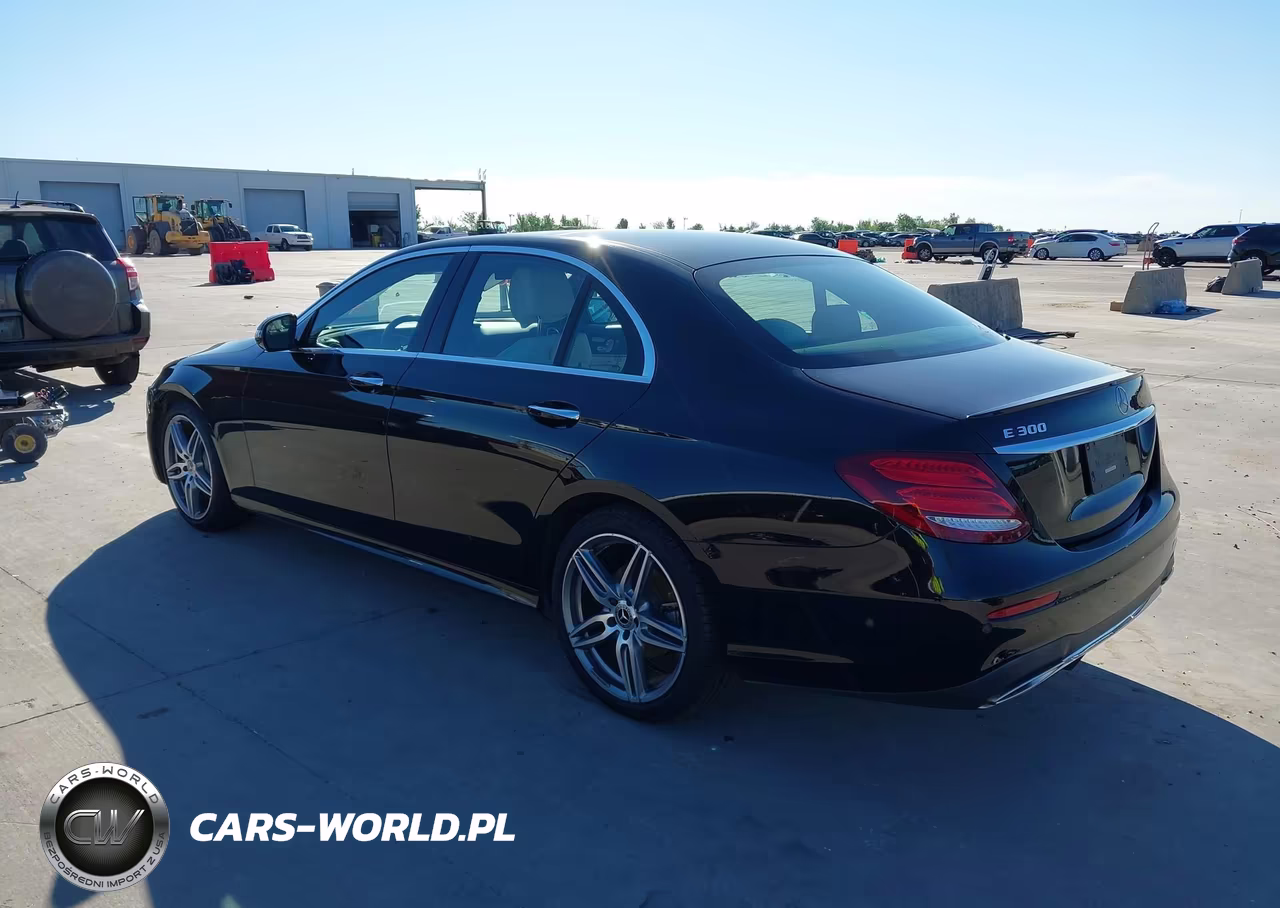 2018 Mercedes-Benz E 300 VIN:WDDZF4JB9JA321520 - 3