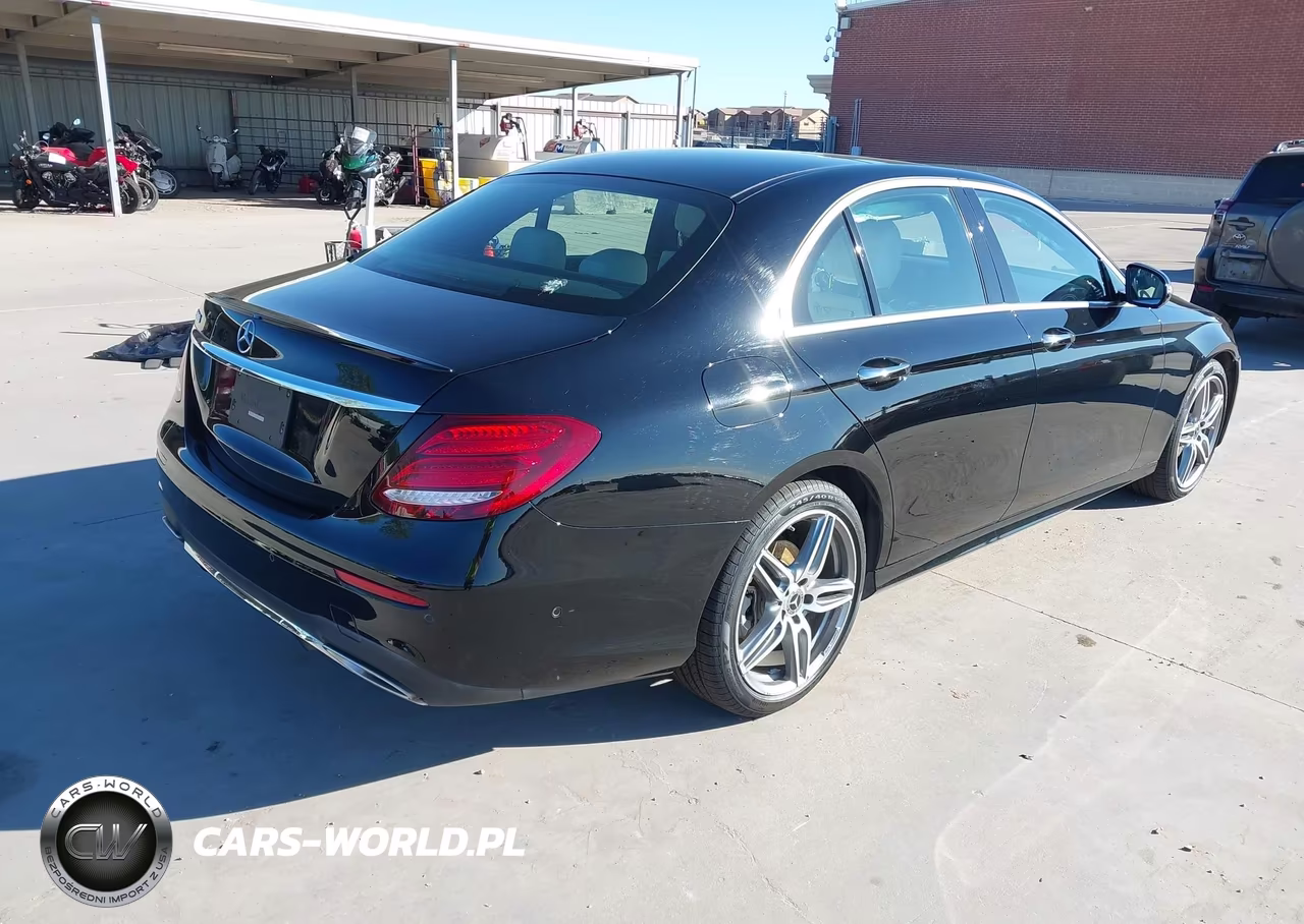 2018 Mercedes-Benz E 300 VIN:WDDZF4JB9JA321520 - 4