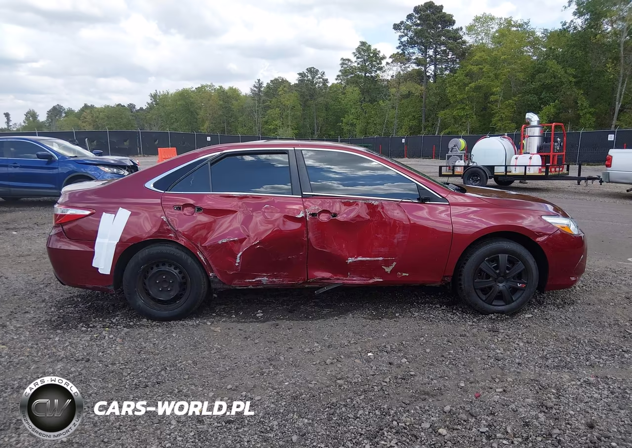2017 Toyota Camry Le VIN:4T1BF1FK9HU638155 - 14