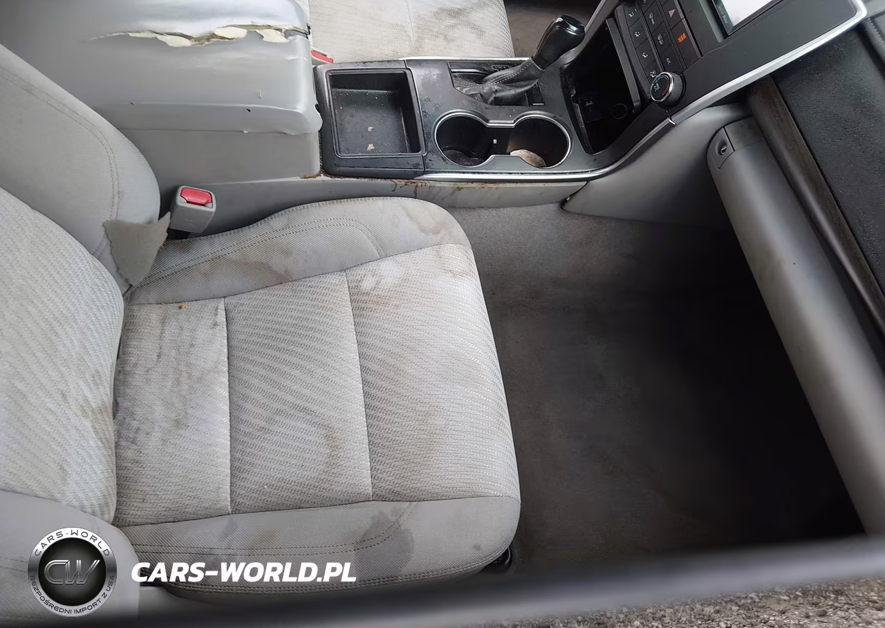 2017 Toyota Camry Le VIN:4T1BF1FK9HU638155 - 5