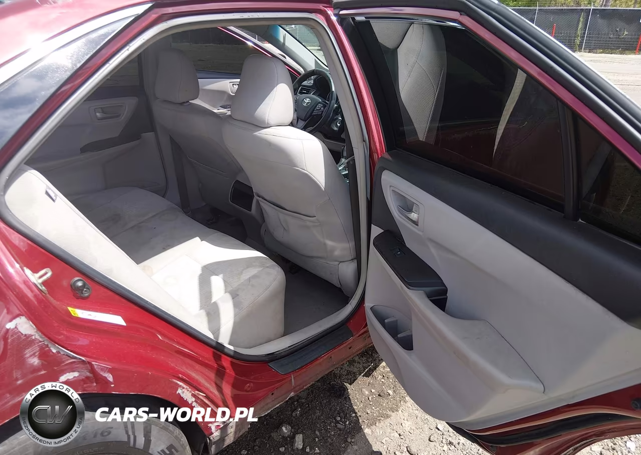 2017 Toyota Camry Le VIN:4T1BF1FK9HU638155 - 8