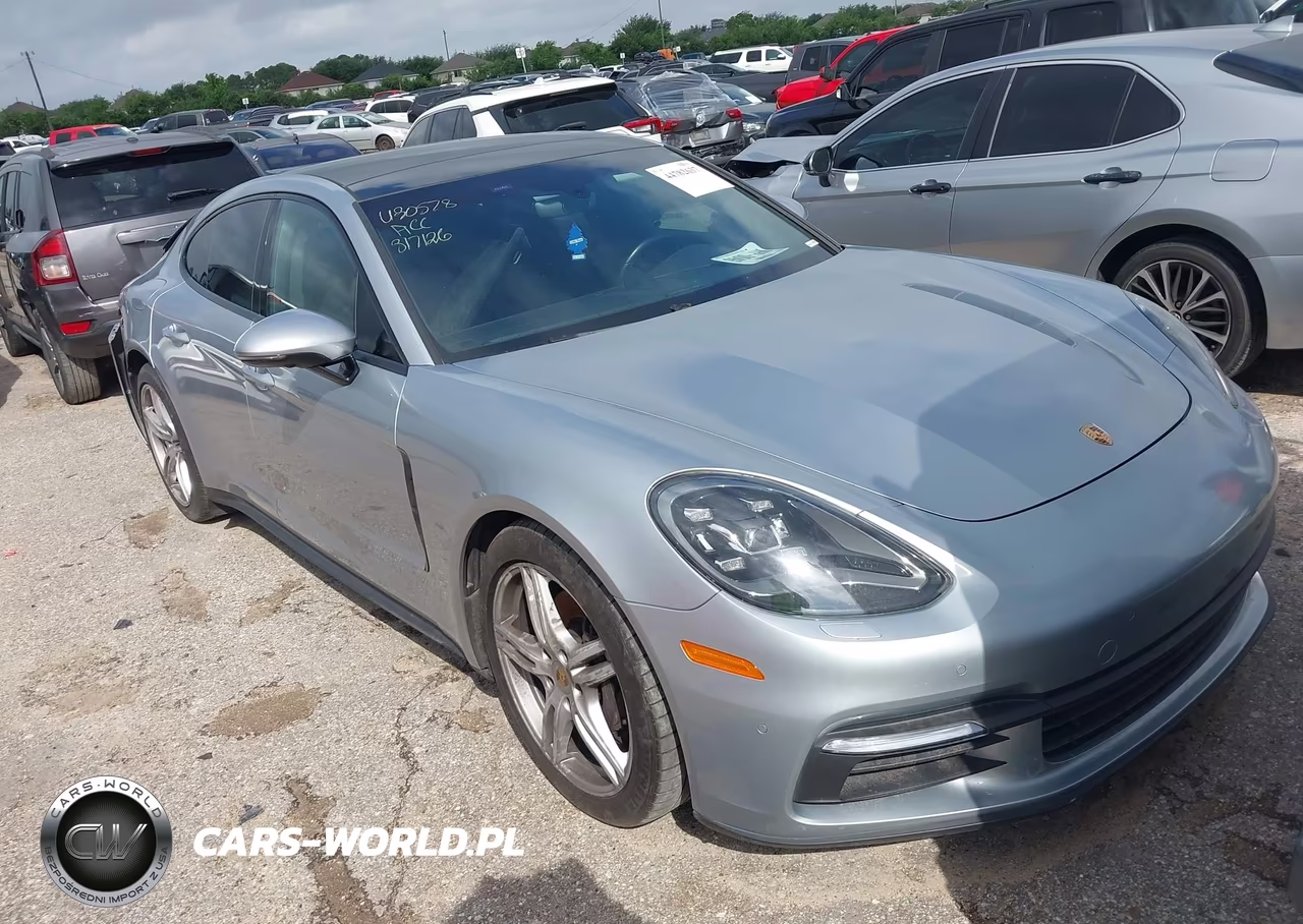 2019 Porsche Panamera 4