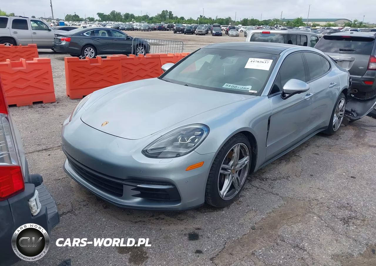 2019 Porsche Panamera 4 VIN:WP0AA2A77KL102180 - 2