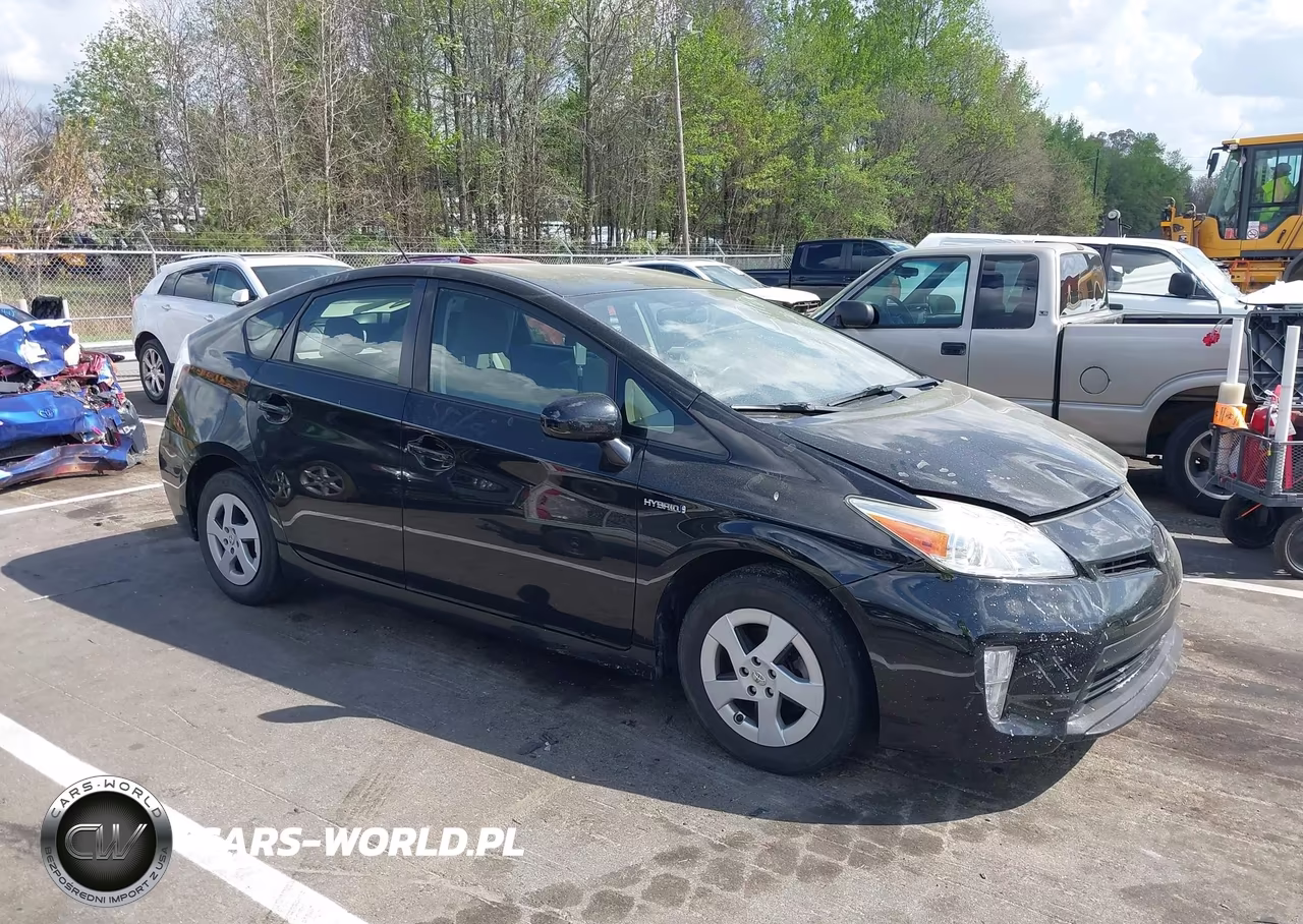 2014 Toyota Prius Three