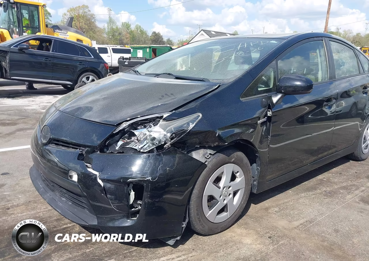 2014 Toyota Prius Three VIN:JTDKN3DU2E0385058 - 6