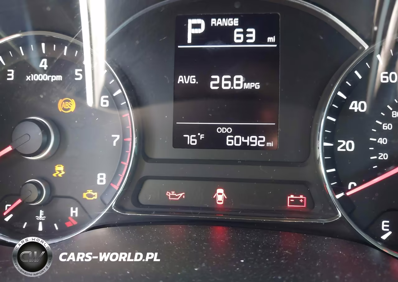 2018 Kia Forte Lx VIN:3KPFK4A71JE174689 - 16