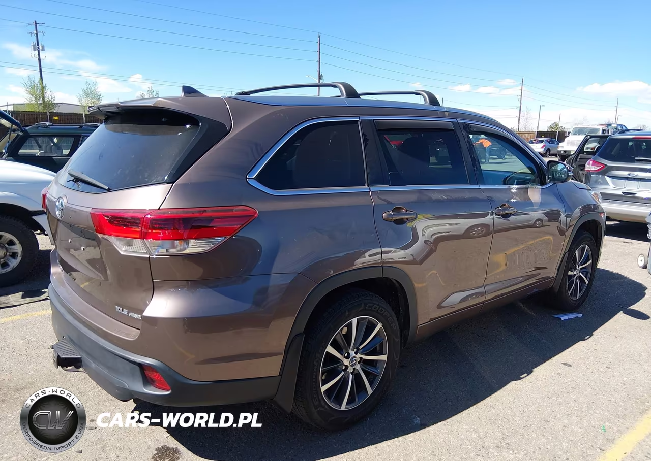2017 Toyota Highlander Se VIN:5TDJZRFH4HS367780 - 13