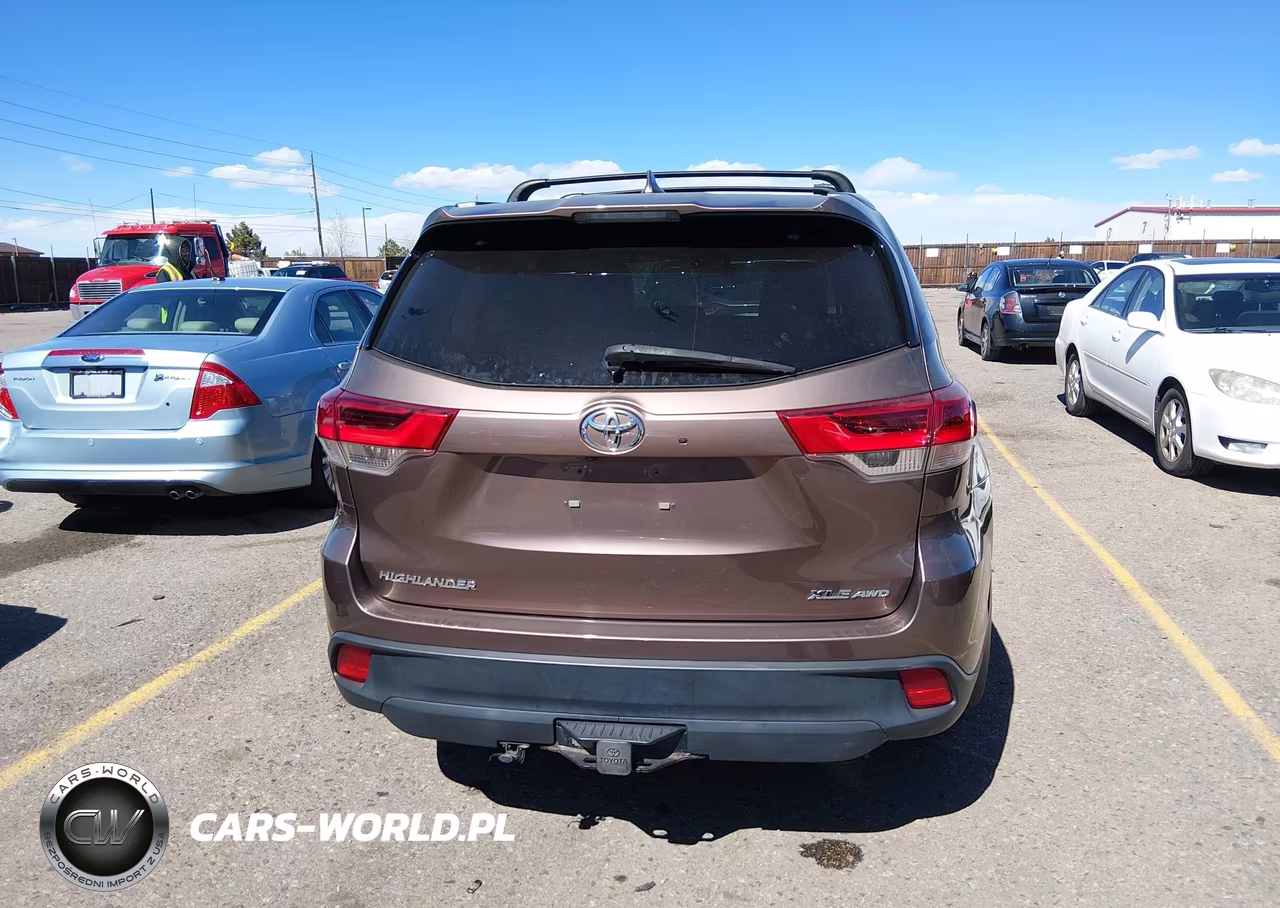 2017 Toyota Highlander Se VIN:5TDJZRFH4HS367780 - 16