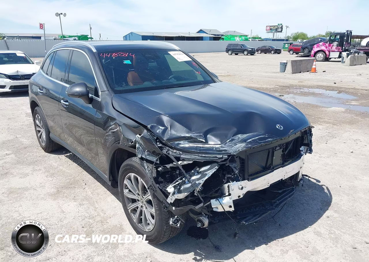 2024 Mercedes-Benz Glc 300 Suv – zdjęcie 1 z 18