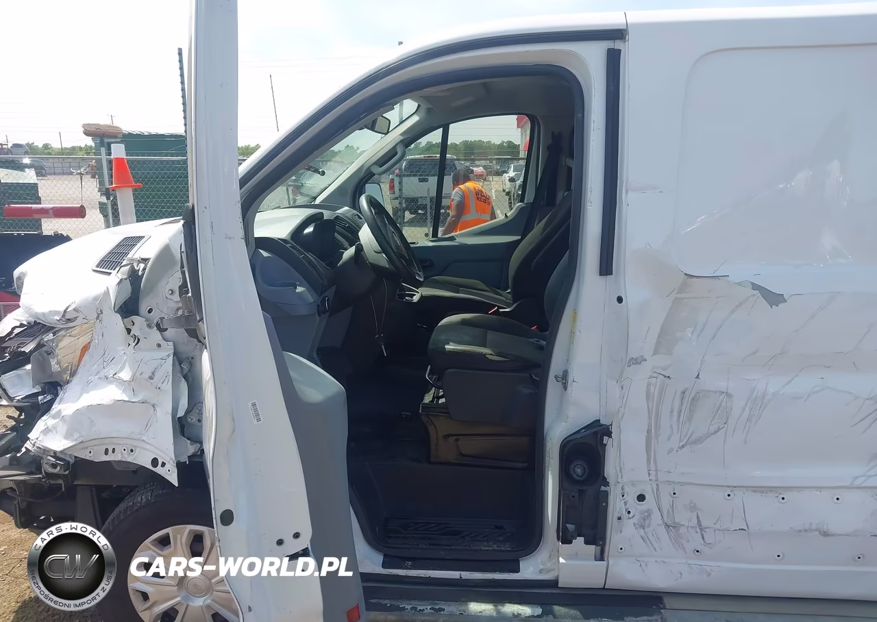 2018 Ford Transit-250 VIN:1FTYR1YM6JKA99273 - 18