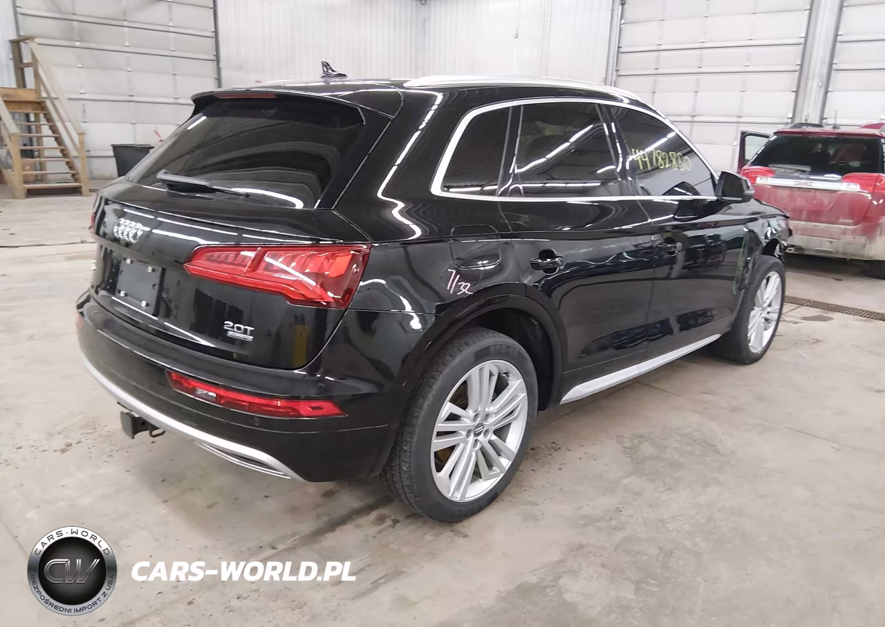 2018 Audi Q5 2.0T Premium-2.0T Tech Premium VIN:WA1CNAFY5J2122113 - 4