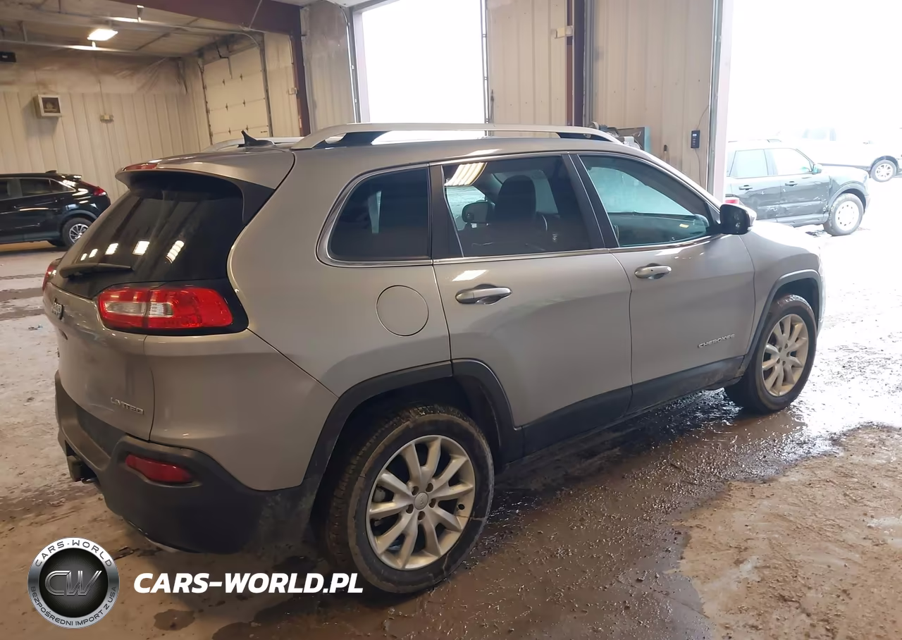 2015 Jeep Cherokee Limited VIN:1C4PJMDSXFW545191 - 4