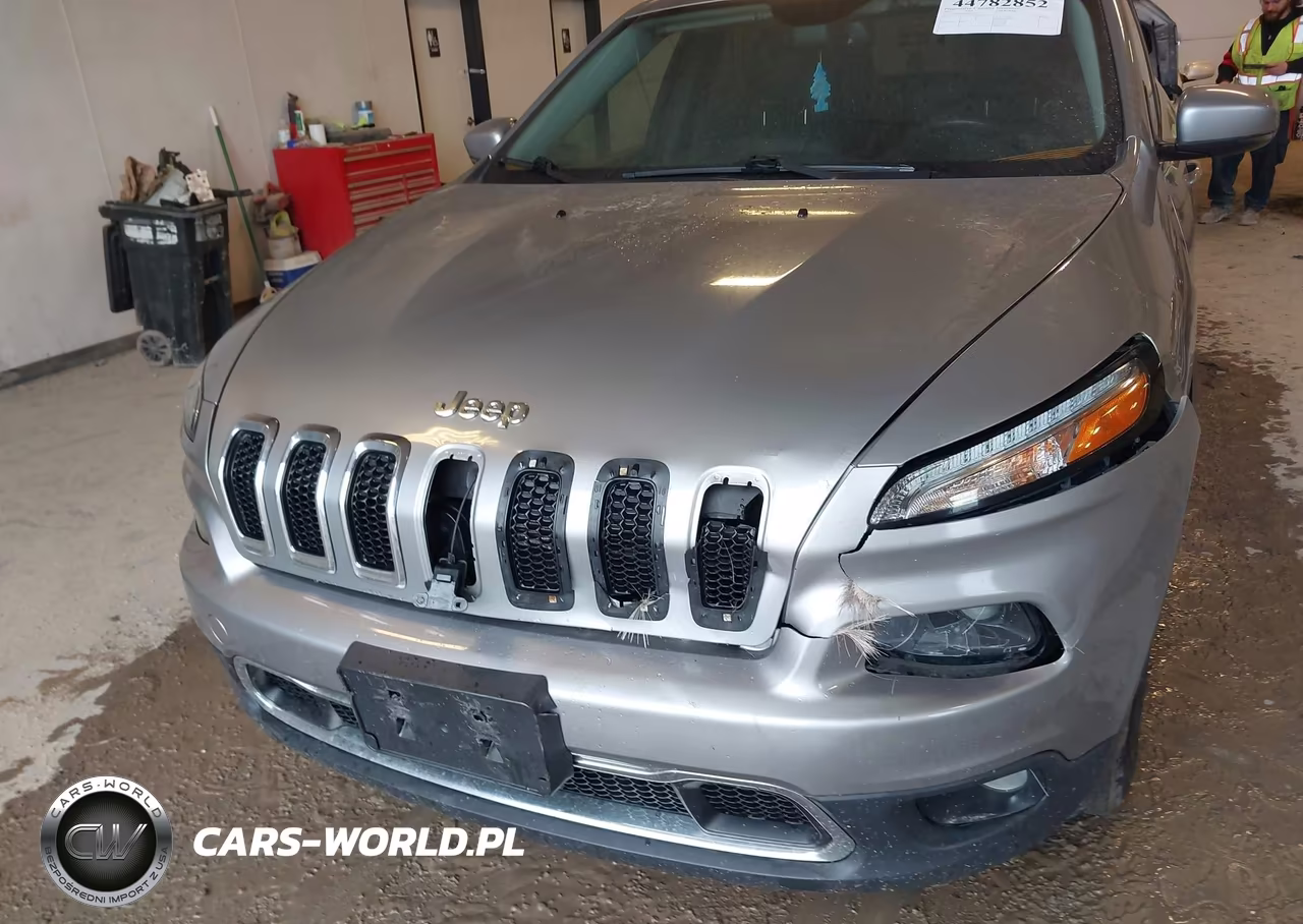 2015 Jeep Cherokee Limited VIN:1C4PJMDSXFW545191 - 6