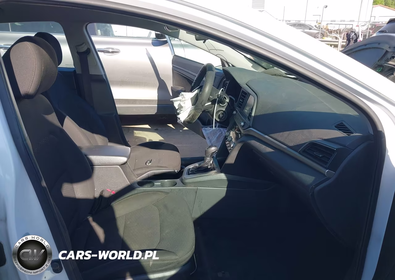2020 Hyundai Elantra Sel VIN:5NPD84LF0LH580293 - 5
