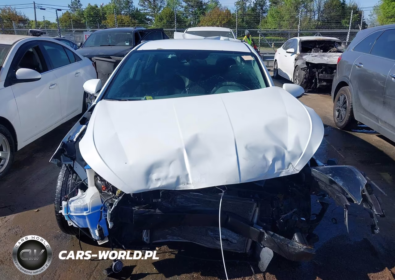 2020 Hyundai Elantra Sel VIN:5NPD84LF0LH580293 - 6