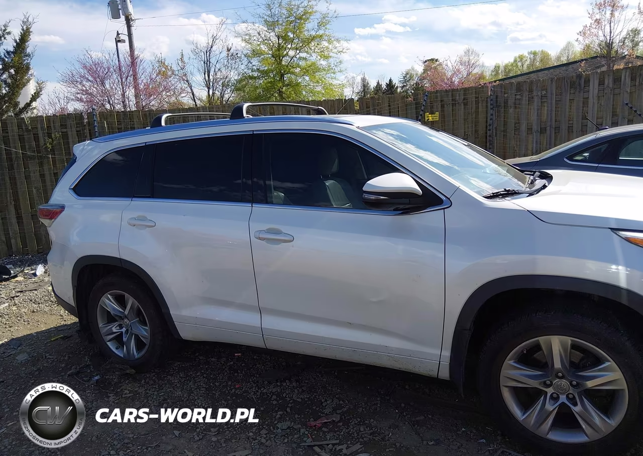 2015 Toyota Highlander Limited Platinum V6 VIN:5TDDKRFH6FS118041 - 13