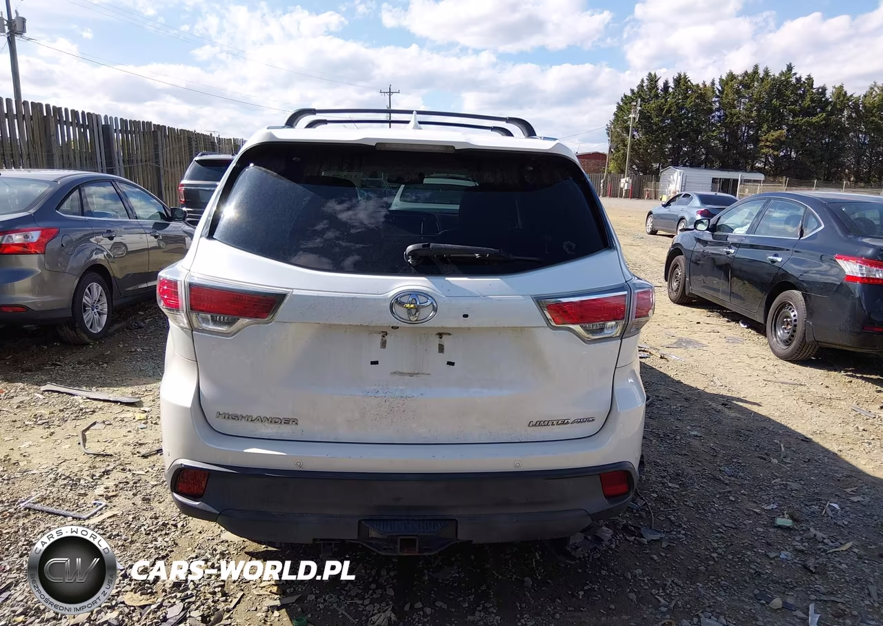 2015 Toyota Highlander Limited Platinum V6 VIN:5TDDKRFH6FS118041 - 16