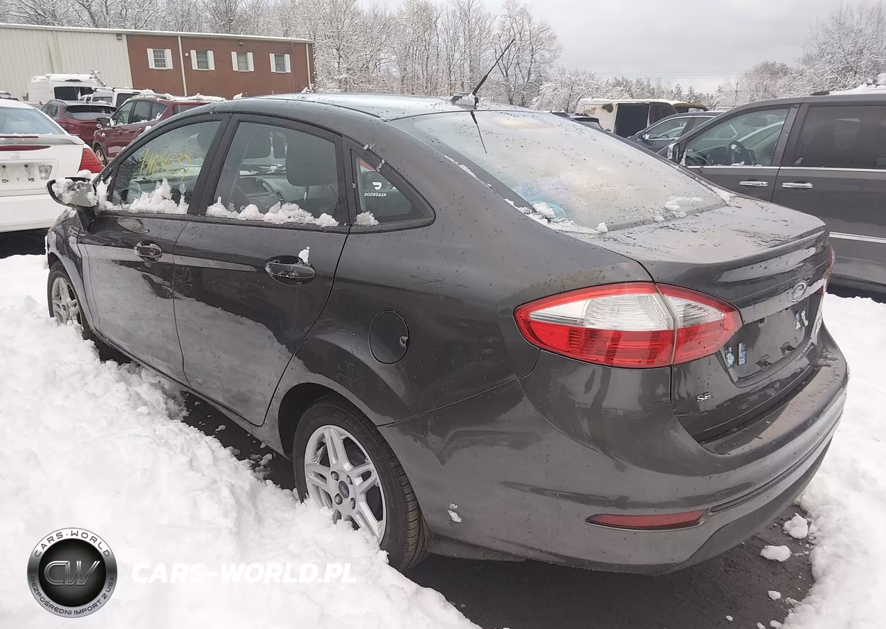 2018 Ford Fiesta Se VIN:3FADP4BJ5JM124084 - 3