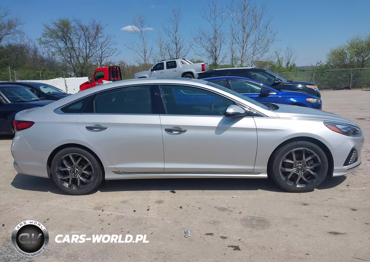 2018 Hyundai Sonata Limited 2.0T VIN:5NPE34AB7JH699992 - 13