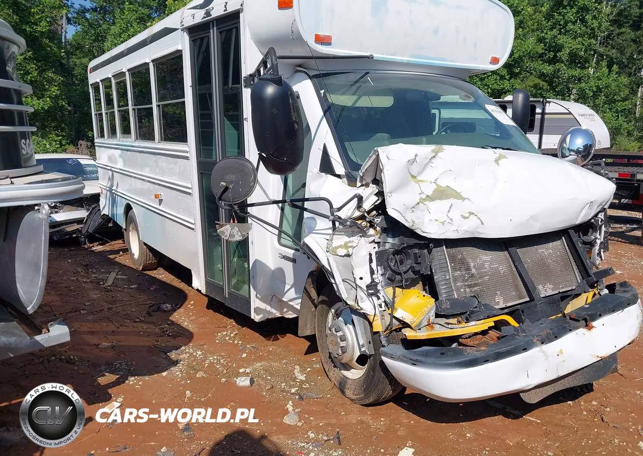2006 Chevrolet Express Cutaway Work Van
