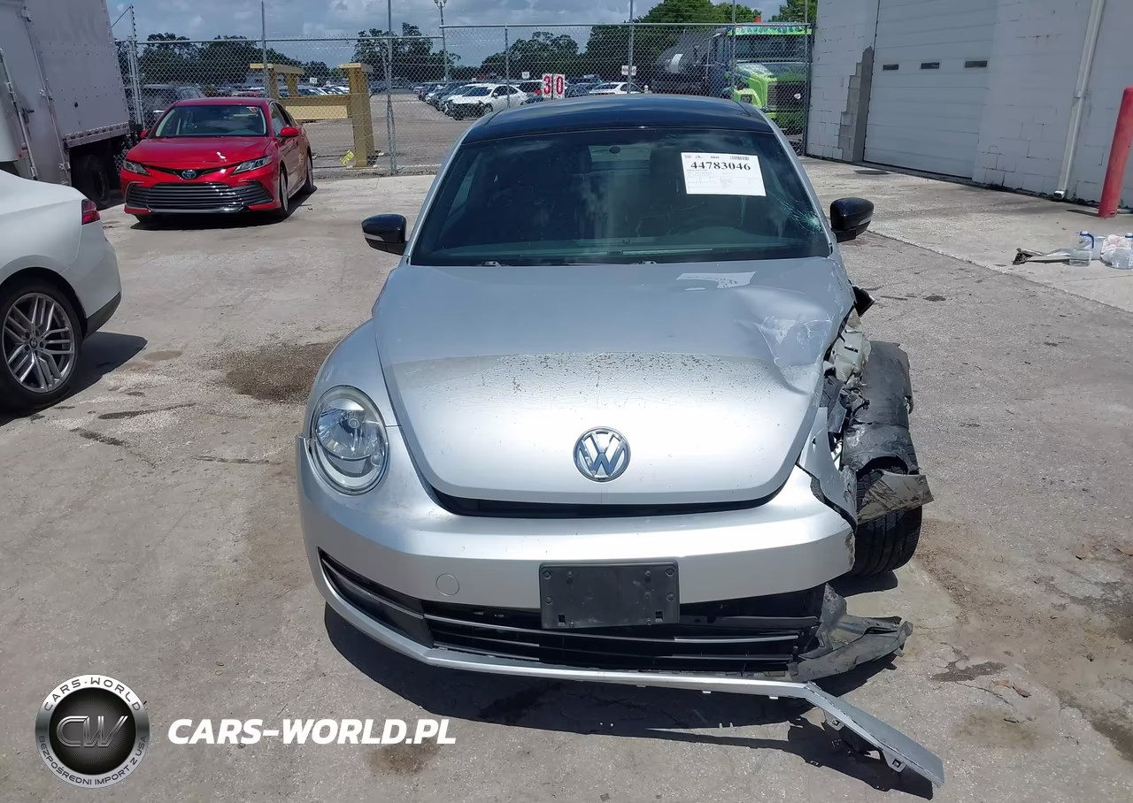 2012 Volkswagen Beetle 2.0T Turbo VIN:3VWVA7AT4CM626010 - 12