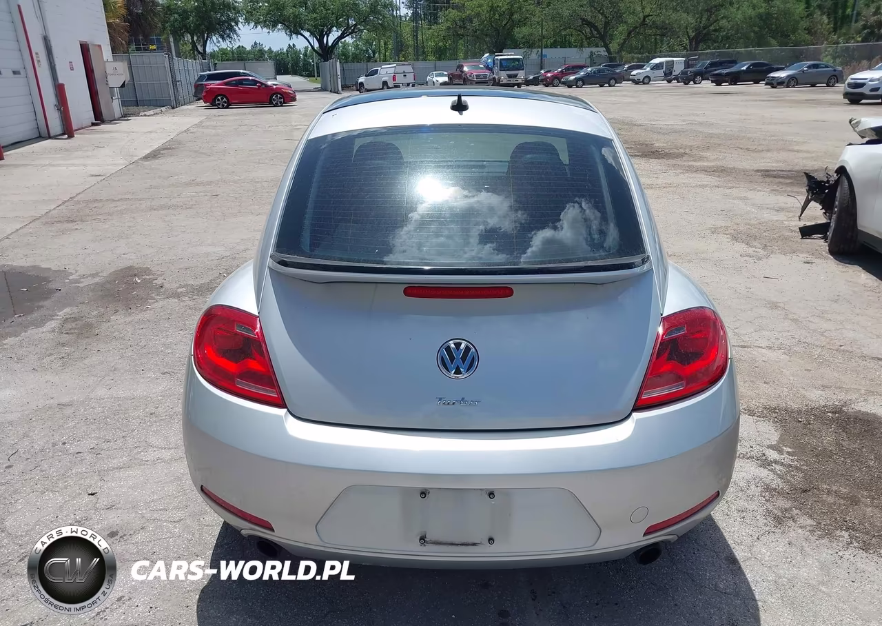 2012 Volkswagen Beetle 2.0T Turbo VIN:3VWVA7AT4CM626010 - 16