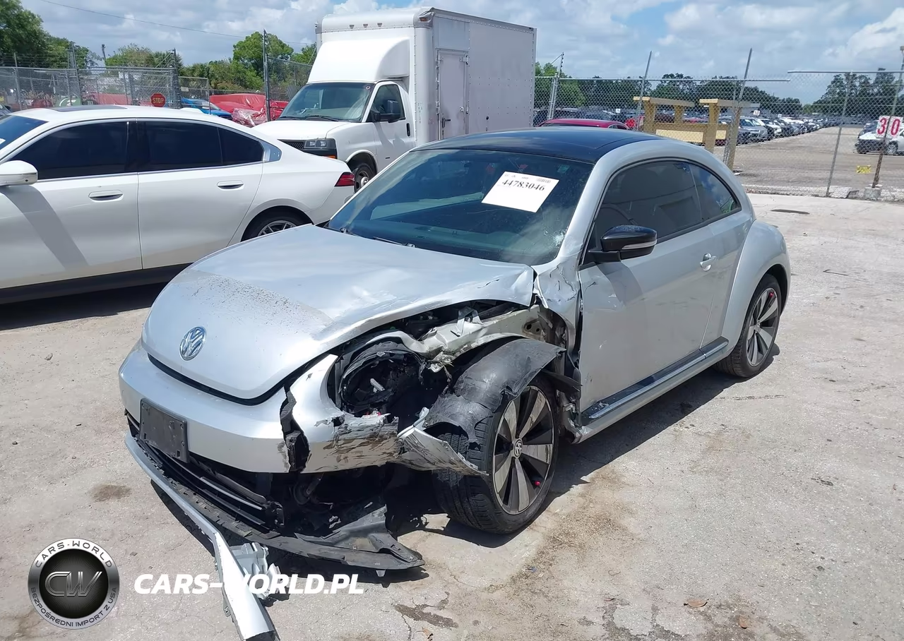 2012 Volkswagen Beetle 2.0T Turbo VIN:3VWVA7AT4CM626010 - 2