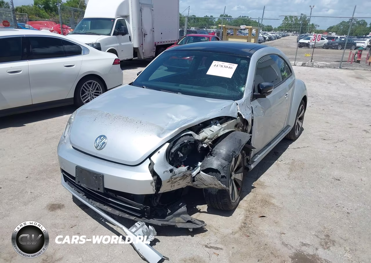 2012 Volkswagen Beetle 2.0T Turbo VIN:3VWVA7AT4CM626010 - 6