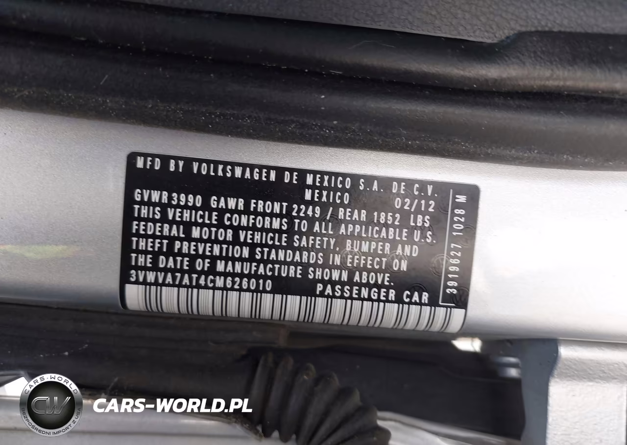 2012 Volkswagen Beetle 2.0T Turbo VIN:3VWVA7AT4CM626010 - 9