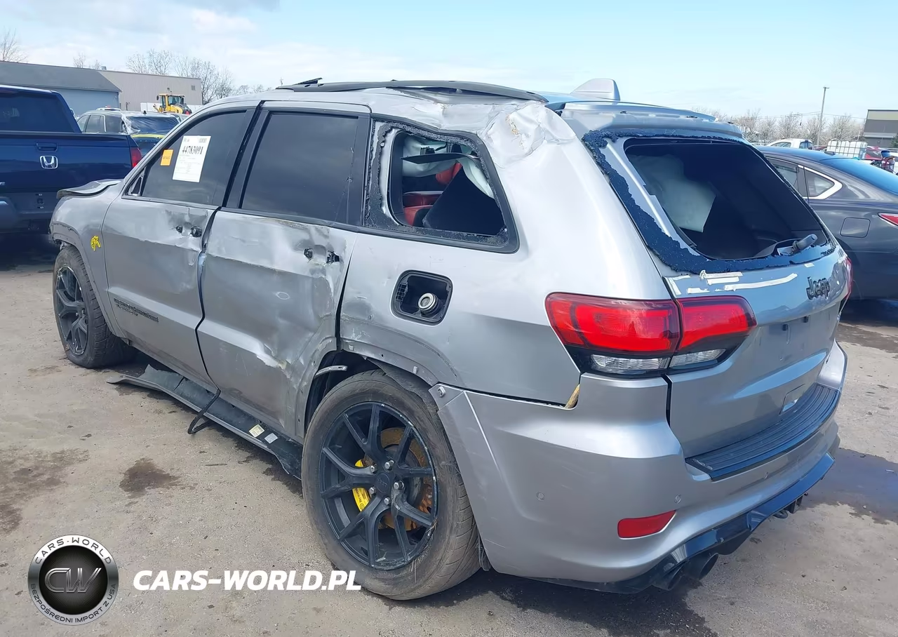 2018 Jeep Grand Cherokee Trackhawk 4X4 VIN:1C4RJFN9XJC275938 - 3