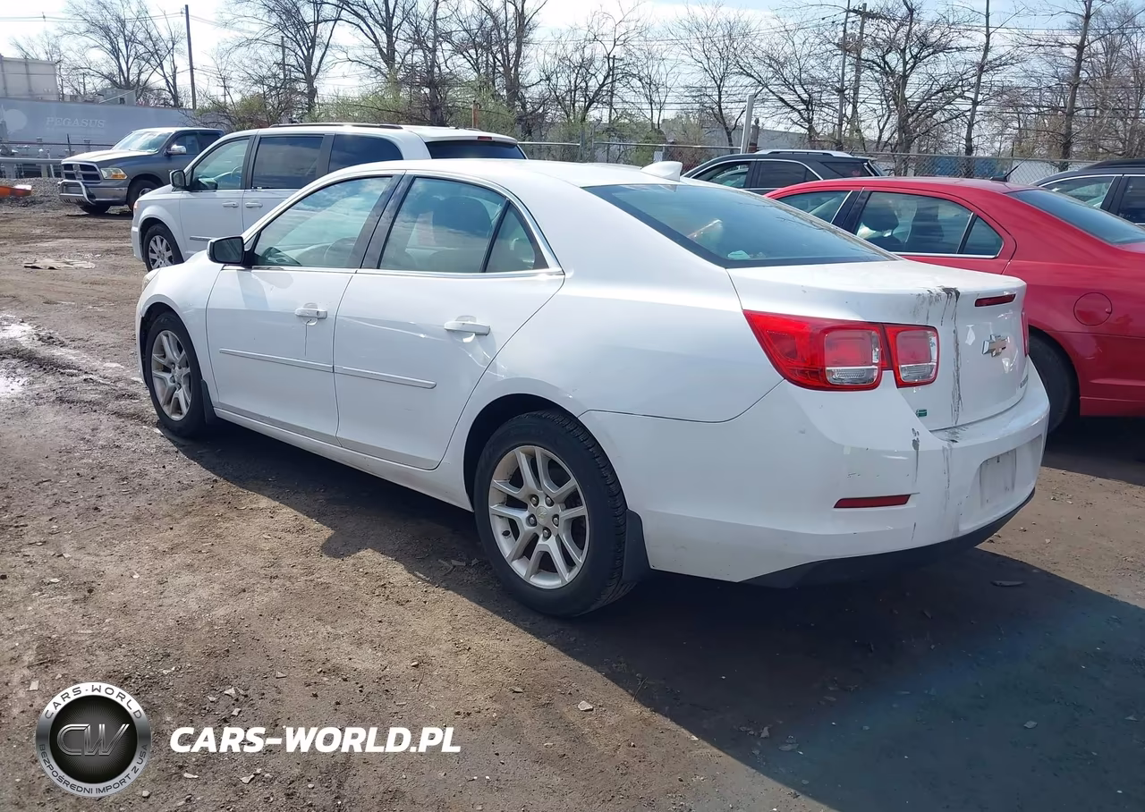 2015 Chevrolet Malibu 1Lt VIN:1G11C5SL6FF173939 - 3