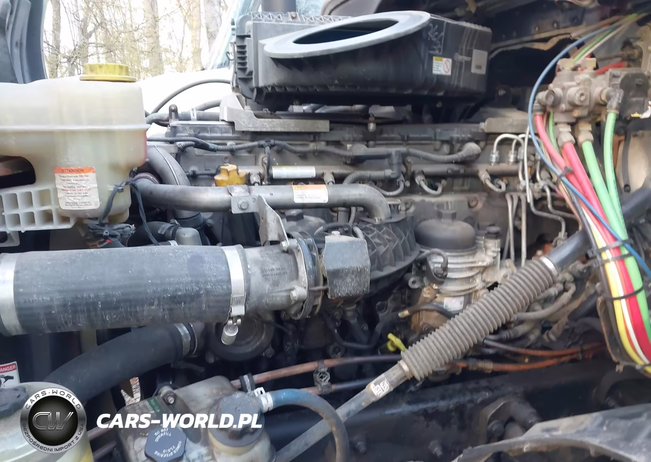 2019 Freightliner New Cascadia 126 VIN:1FUJHHDR8KLKL6670 - 9