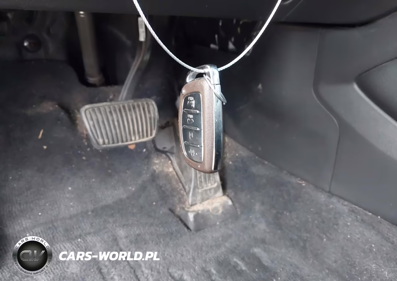 2019 Hyundai Tucson Value VIN:KM8J3CA41KU076719 - 11