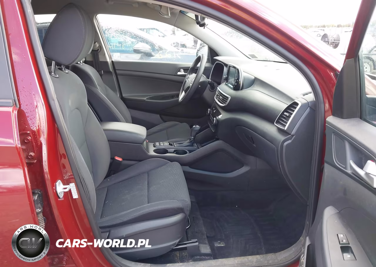 2019 Hyundai Tucson Value VIN:KM8J3CA41KU076719 - 5