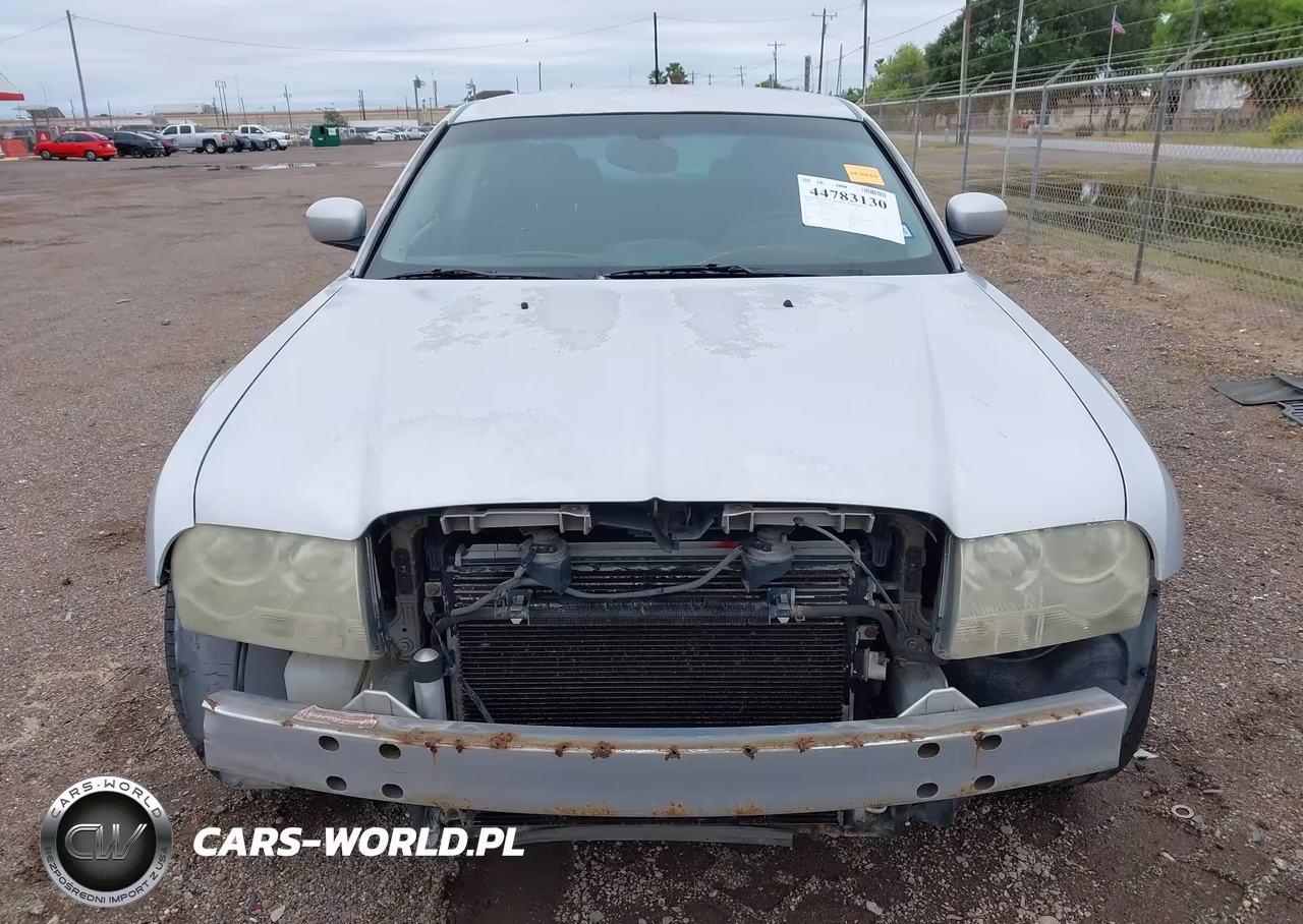 2005 Chrysler 300 Touring VIN:2C3AA53G05H141634 - 13