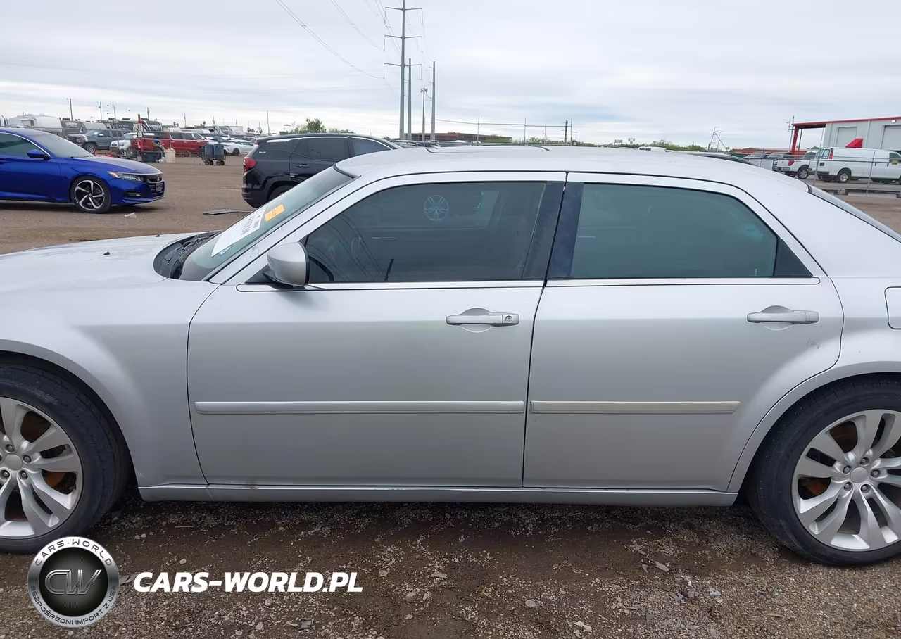 2005 Chrysler 300 Touring VIN:2C3AA53G05H141634 - 15